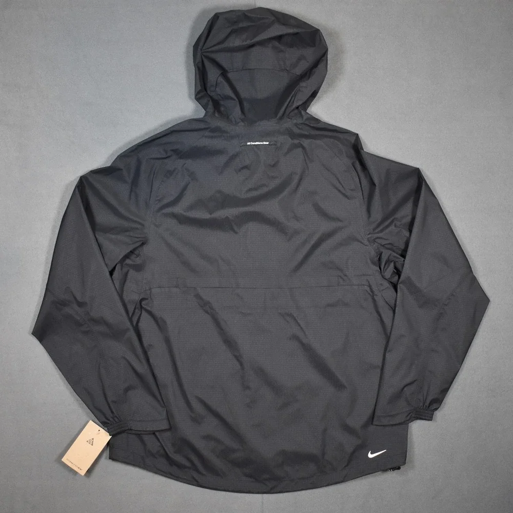 Nike ACG 